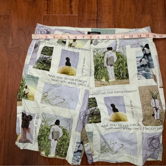 Forever 21 Henry Jones Shorts Size 31 - Picture 6 of 7